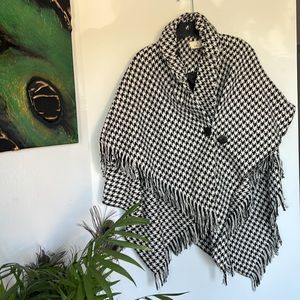 Houndstooth pancho - one size